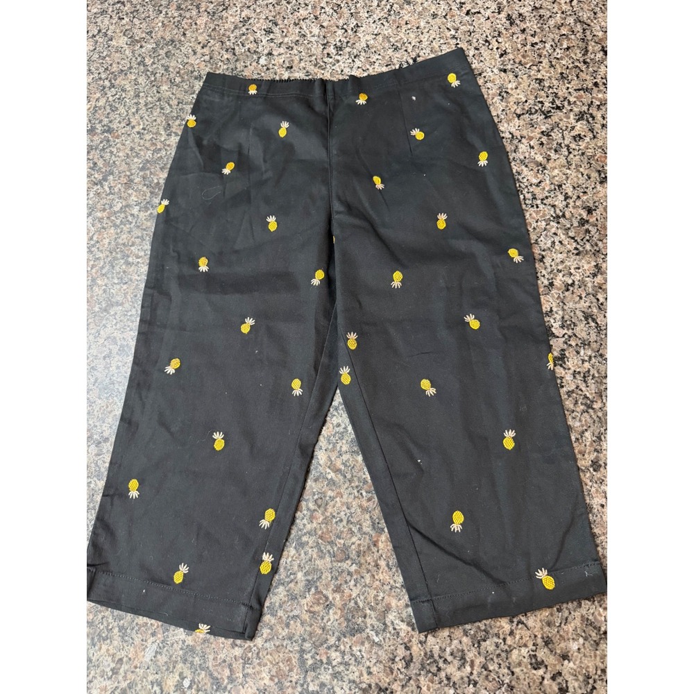 White Stag Womens Black Pineapple Embroidered Crop Pants Size 10 Capris